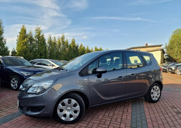 Opel Meriva cena 35900 przebieg: 132000, rok produkcji 2016 z Płoty małe 562